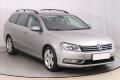 Volkswagen Passat 2.0 TDI, Navi, Xenony