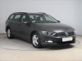 Volkswagen Passat 2.0 TDI, Serv.kniha, Navi