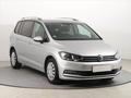 Volkswagen Touran 2.0 TDI, Serv.kniha, Navi