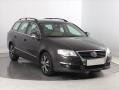 Volkswagen Passat 1.6 TDI, po STK, Ta�n�