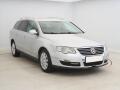 Volkswagen Passat Comfortline 2.0 TDI, nov� STK