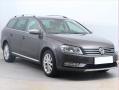 Volkswagen Passat Alltrack 2.0 TDI, Navi, Xenony