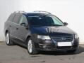 Volkswagen Passat Comfortline 2.0 TDI, nov� STK
