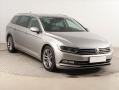 Volkswagen Passat Elegance 2.0 TSI, NOV V R