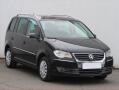 Volkswagen Touran Comfortline 2.0 TDI, nov� STK