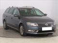 Volkswagen Passat 2.0 TDI, Serv.kniha, Navi