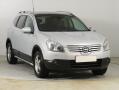 Nissan Qashqai 1.6 i, 7�m�st, nov� STK
