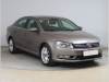 Volkswagen Passat 2.0 TDI, Serv.kniha, Navi