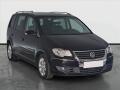 Volkswagen Touran 2.0 TDI, 7�m�st, po STK, Ta�n�