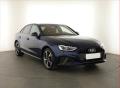 Audi A4 45 TFSI, Bohat vbava