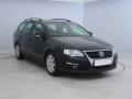 Volkswagen Passat Sportline 2.0 TDI, po STK