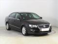 Volkswagen Passat 2.0 TDI, nov STK, rezervace