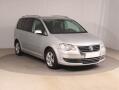 Volkswagen Touran 1.9 TDI, 7�m�st, po STK, Ta�n�