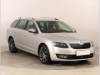 koda Octavia 1.6 TDI, R,2.maj, Bi-Xenony