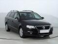 Volkswagen Passat 2.0 TDI, nov� STK, Ta�n�