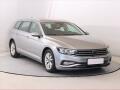 Volkswagen Passat 2.0 TDI, Serv.kniha, Navi