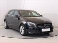 Mercedes-Benz A 180 d, Xenony, Park.�senzory