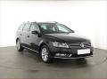 Volkswagen Passat Highline 2.0 TDI, Serv.kniha