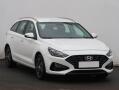 Hyundai i30 Comfort 1.5 DPI, Serv.kniha