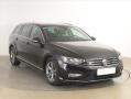 Volkswagen Passat R-Line 1.6 TDI, Automat