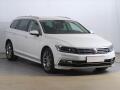 Volkswagen Passat Highline 2.0 TDI, �R,1.maj