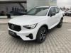 Volvo XC40 2.0 B3 FWD Plus Dark