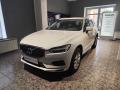 Volvo XC60 B4 AWD Momentum