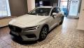 Volvo V60 Core, B4 Mild hybrid, Benzn
