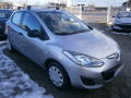 Mazda 2 1.3i klima,2x kola