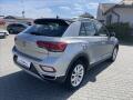 N�hled 70