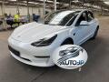 Tesla Model 3 AWD Long Range    P�IPRAVUJEME