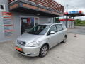 Toyota Avensis Verso 2.0 D-4D 85 kW Z�LOHOV�NO