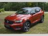 Volvo XC40 2.0 B4 AWD benzn Momentum Aut