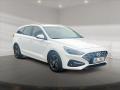 Hyundai i30 1.5 T-GDI Mild Hyb Family Smar