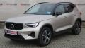 Volvo XC40 B3 PLUS DARK DCT