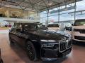 BMW 750e xDrive MAX vvava