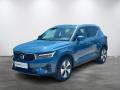 Volvo XC40 B3 2.0, BLIS, AAC, zruka