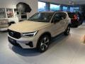 Volvo XC40 B3 FWD ULTRA DARK model 2025