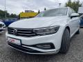 Volkswagen Passat 2.0TDi DSG 4x4 Elegance �R !!