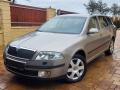 �koda Octavia 2.0TDi ELEGANCE*DSG*SERV.KNIHA