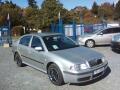 �koda Octavia 2.0i , jede dob�e