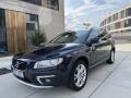 Volvo XC70 D5 SUMMUM 4x4 TA�N� 