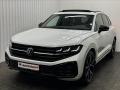 Volkswagen Touareg R-Line Black HuD Pano Night