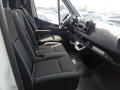 Mercedes-Benz Sprinter 9