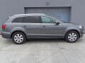 Audi Q7 4