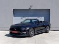 Ford Mustang 1