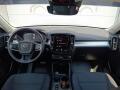 Volvo XC40 19