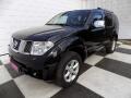 Nissan Pathfinder 2.5DCi/4x4/7.M�st/