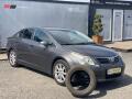 Toyota Avensis 1.8i, manual, 2x pneu, ta�n�