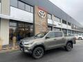 Toyota Hilux 2.8 D-4D automat Invincible